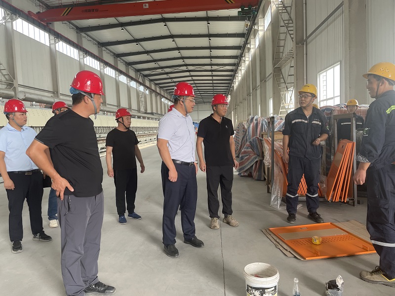 陜西建材科技公司到龍門綠碳公司、韓城昇隆公司開展國慶節(jié)前安全環(huán)保大檢查